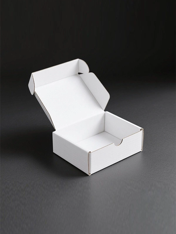White Apparel Boxes with Lid
