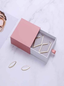 Custom-Made Earring Packaging Boxes