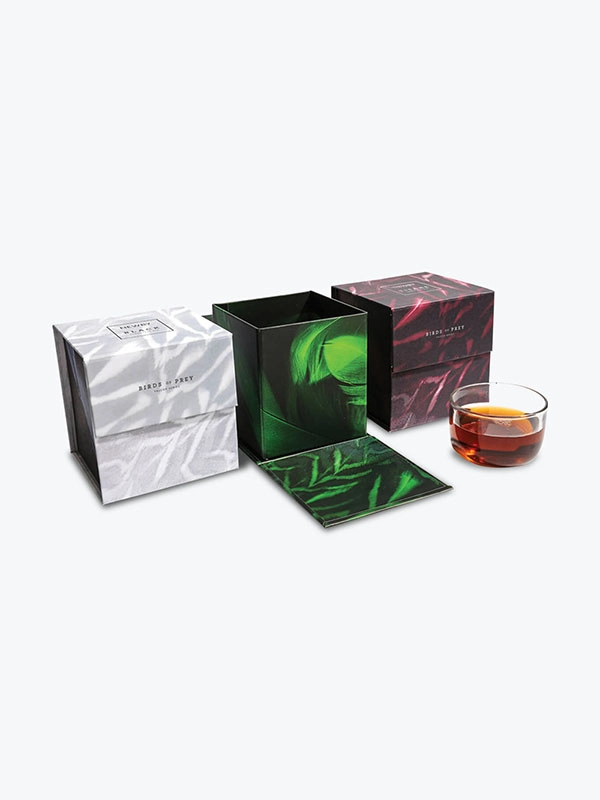 Custom-Made Tea Boxes with Magnetic Closure